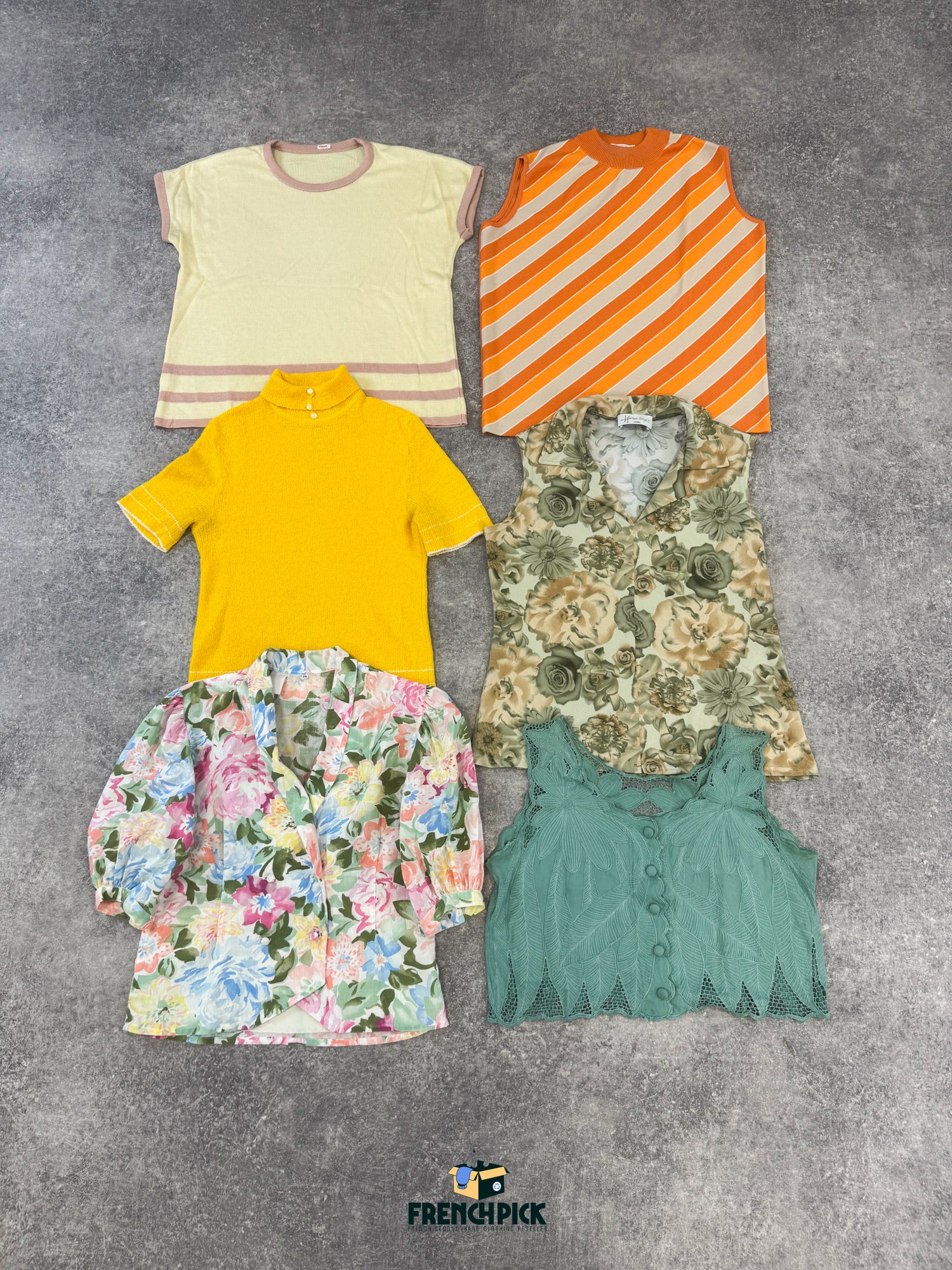 top-retro-annees-50-60-70-femme-vintage-vetement-grossiste-friperie-wholesaler-seconde-main-marque-occasion-textile-piece-annees-80-90-2000-2010-french-pick