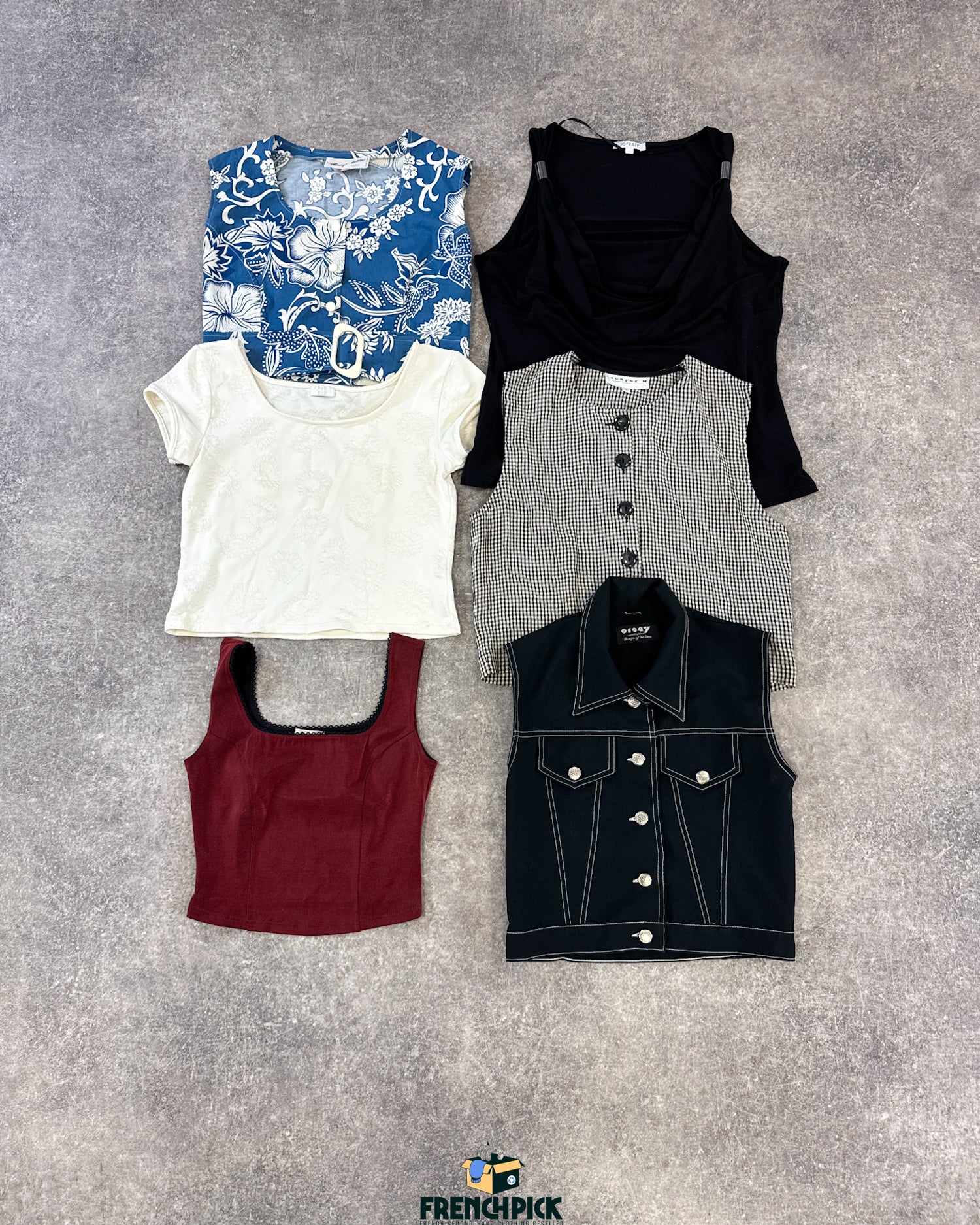 top-a-manches-courtes-t-tee-shirt-vintage-vetement-grossiste-friperie-wholesaler-seconde-main-marque-occasion-textile-piece-annees-80-90-2000-2010-french-pick