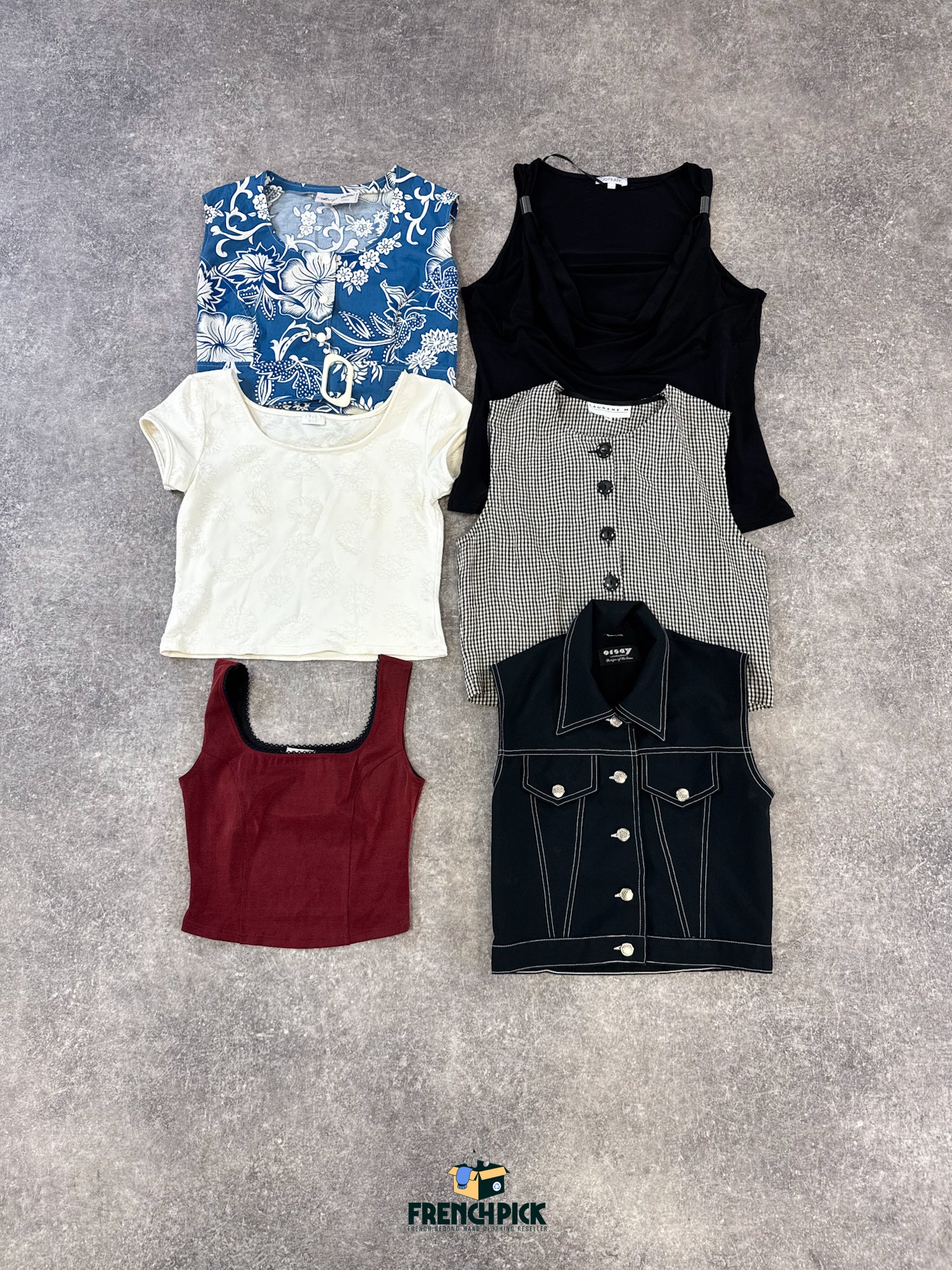 top-a-manches-courtes-t-tee-shirt-vintage-vetement-grossiste-friperie-wholesaler-seconde-main-marque-occasion-textile-piece-annees-80-90-2000-2010-french-pick