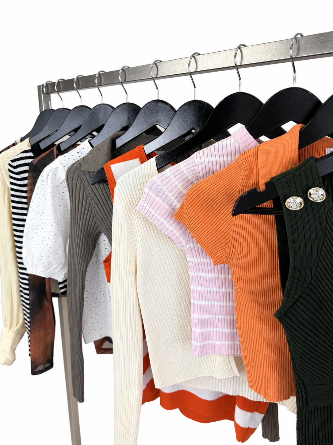 tops-top-femme-adolescente-moderne-tops-t-shirts-crop-top-hauts-femme-moderne-ete-hiver-vetement-vintage-grossiste-friperie-wholesaler-seconde-main-marque-occasion-revente-textile-piece-80-90-2000-2010-Y2K-french-pick-reseller-vinted