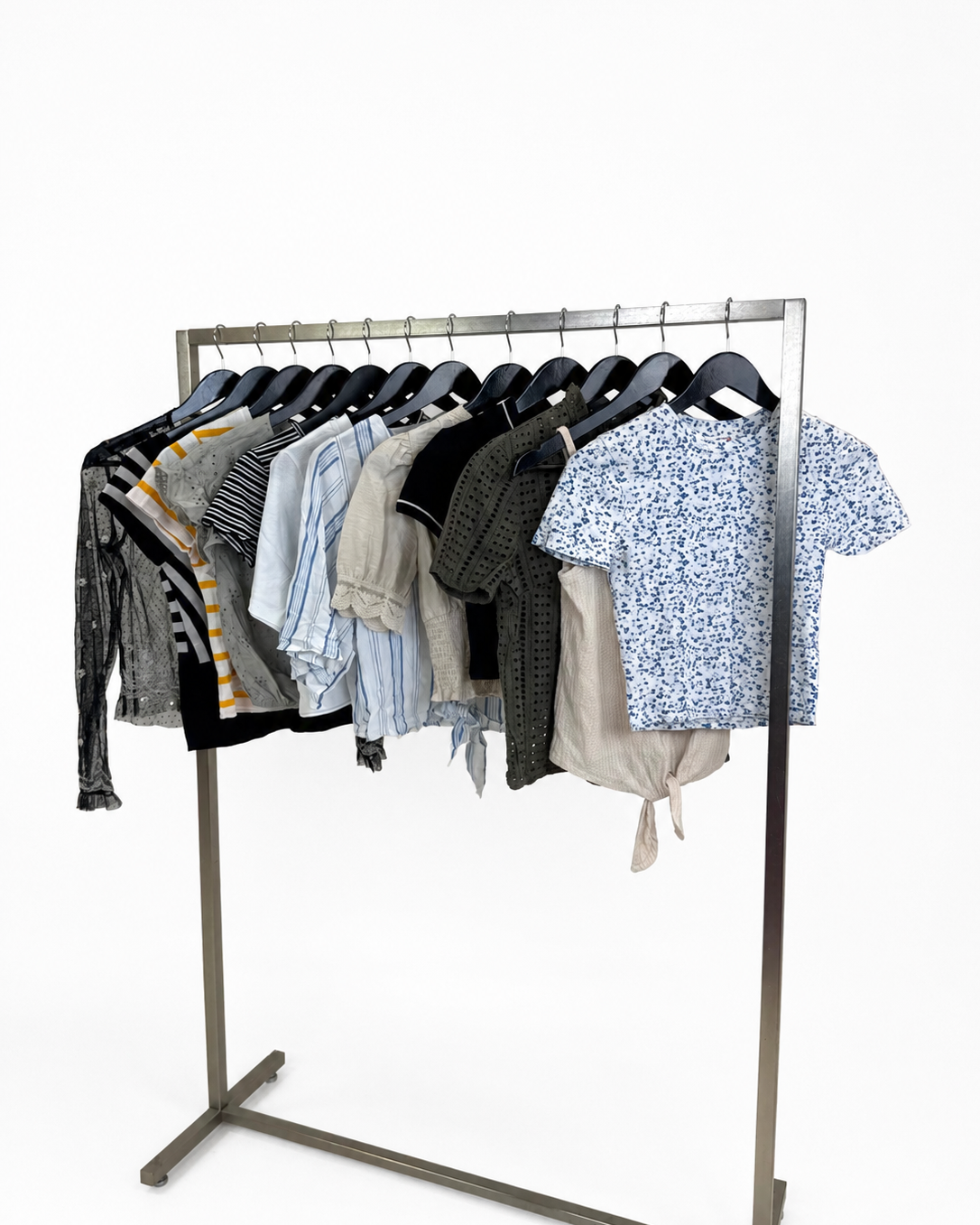 Mix-vetements-tops-t-shirts-hauts-femme-marques-moderne-ete-hiver-vetement-vintage-grossiste-friperie-wholesaler-seconde-main-marque-occasion-revente-textile-piece-80-90-2000-2010-Y2K-french-pick-reseller-vinted
