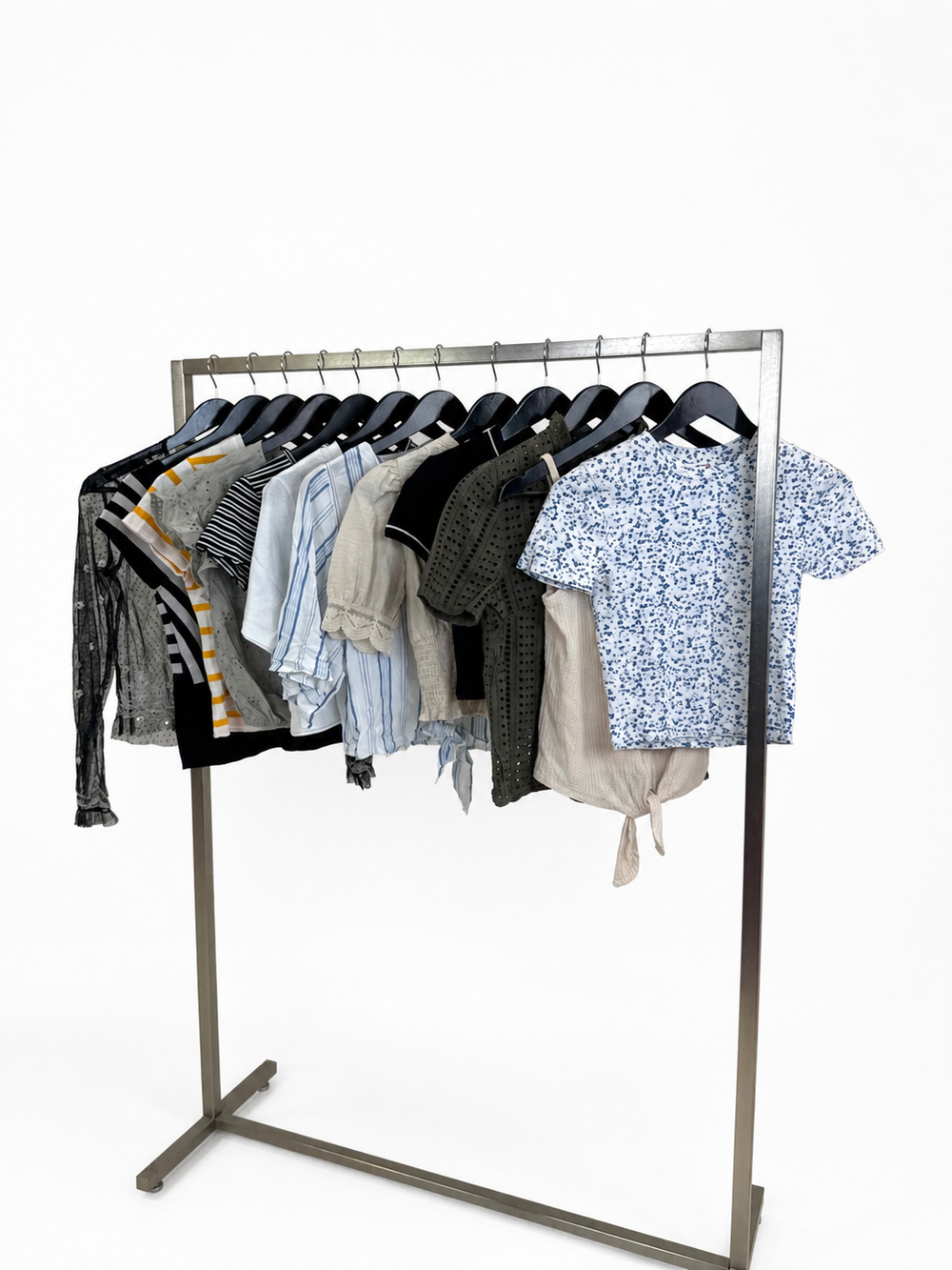 MODERN MEN'S SPORTSWEAR - 20KG