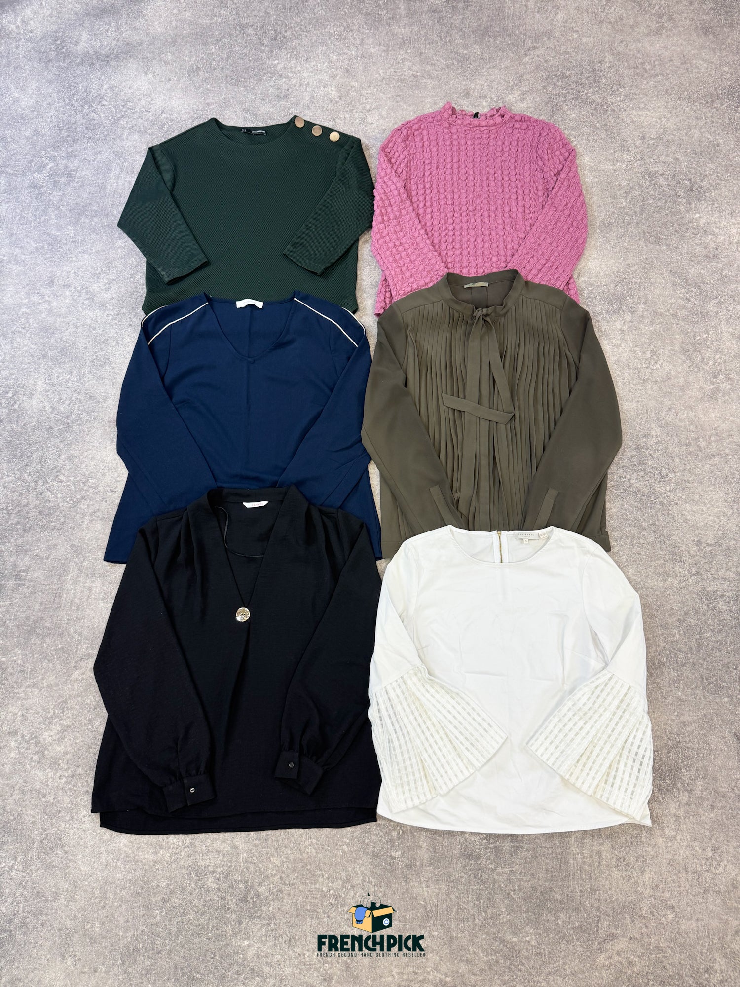 top-t-shirt-femme-moderne-vetement-grossiste-friperie-wholesaler-seconde-main-marque-occasion-textile-piece-80-90-2000-2010-french-pick