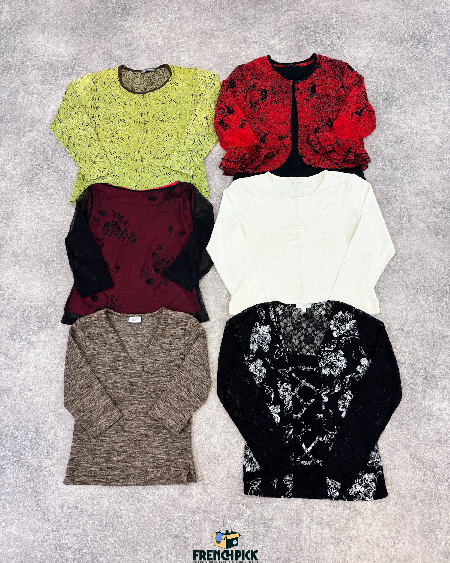 top-hiver-femme-vintage-vetement-grossiste-friperie-wholesaler-seconde-main-marque-occasion-textile-piece-annees-80-90-2000-2010-french-pick