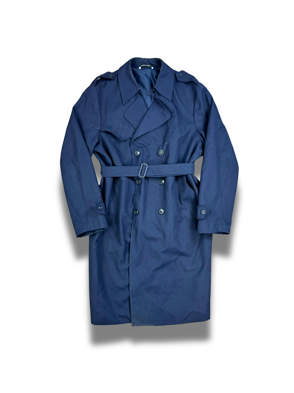 manteau-trench-ceinture-taille-ceintre-long-grand-vintage-homme-femme-moderne-vetement-grossiste-friperie-wholesaler-seconde-main-marque-occasion-textile-piece-annees-80-90-2000-2010-french-pick-reseller-vinted-vente-en-ligne