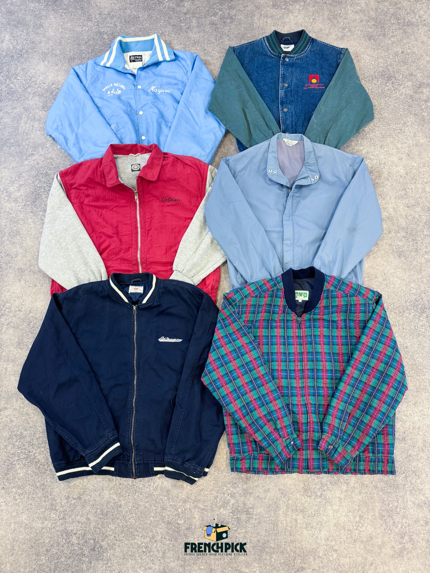 veste-homme-automne-hiver-bomber-leger-vintage-vetement-grossiste-friperie-wholesaler-seconde-main-marque-occasion-textile-piece-annees-80-90-2000-2010-french-pick