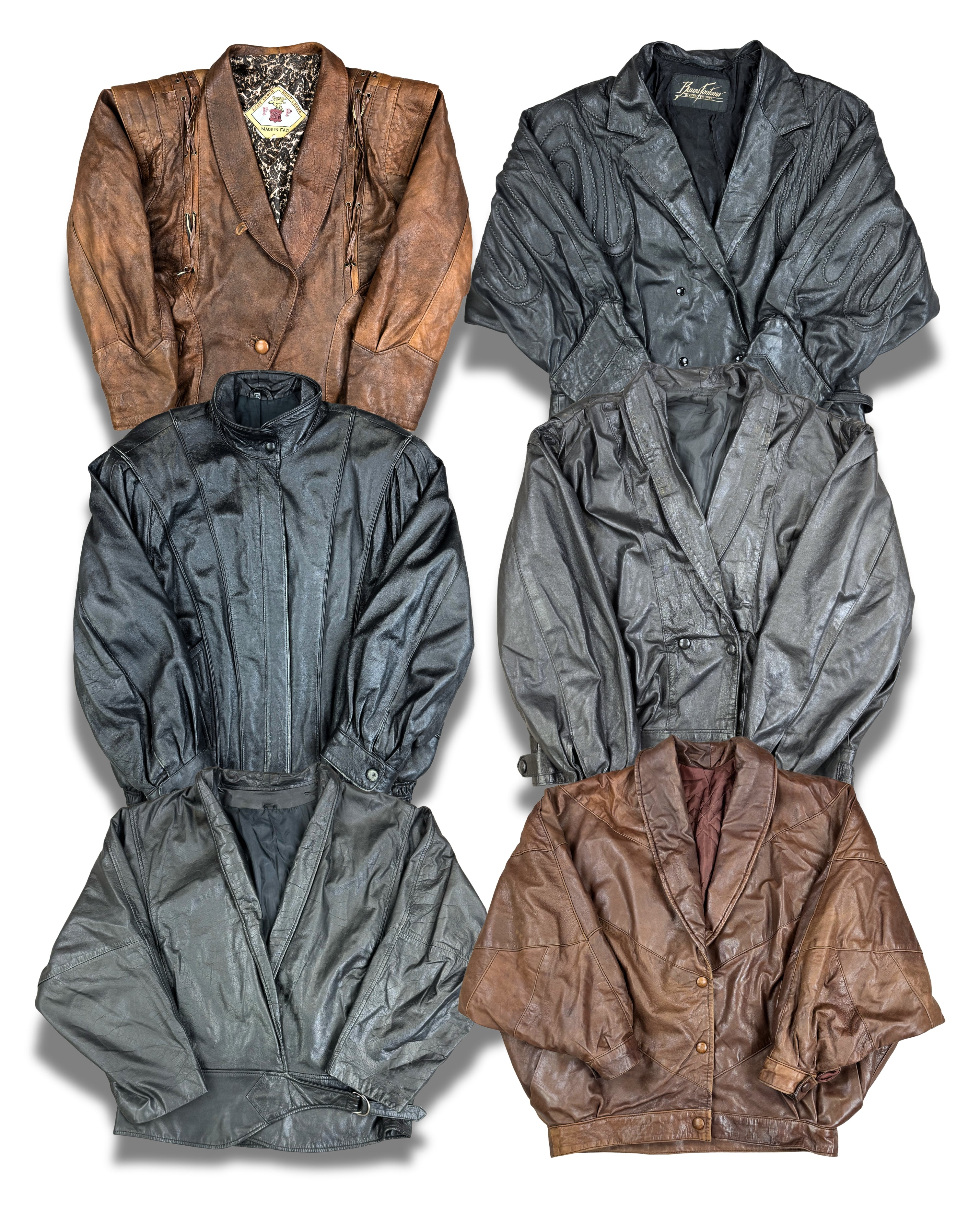 cuirs-veste-oversize-manteau-veste-en-cuir-blazer-vintage-vrai-cuir-de-vache-daim-patine-ancien-femme-vintage-vetements-femme-vintage-vetement-grossiste-friperie-wholesaler-seconde-main-marque-occasion-textile-piece-annees-80-90-2000-2010-french-pick-reseller-vinted-reseller-vinted-vente-en-ligne