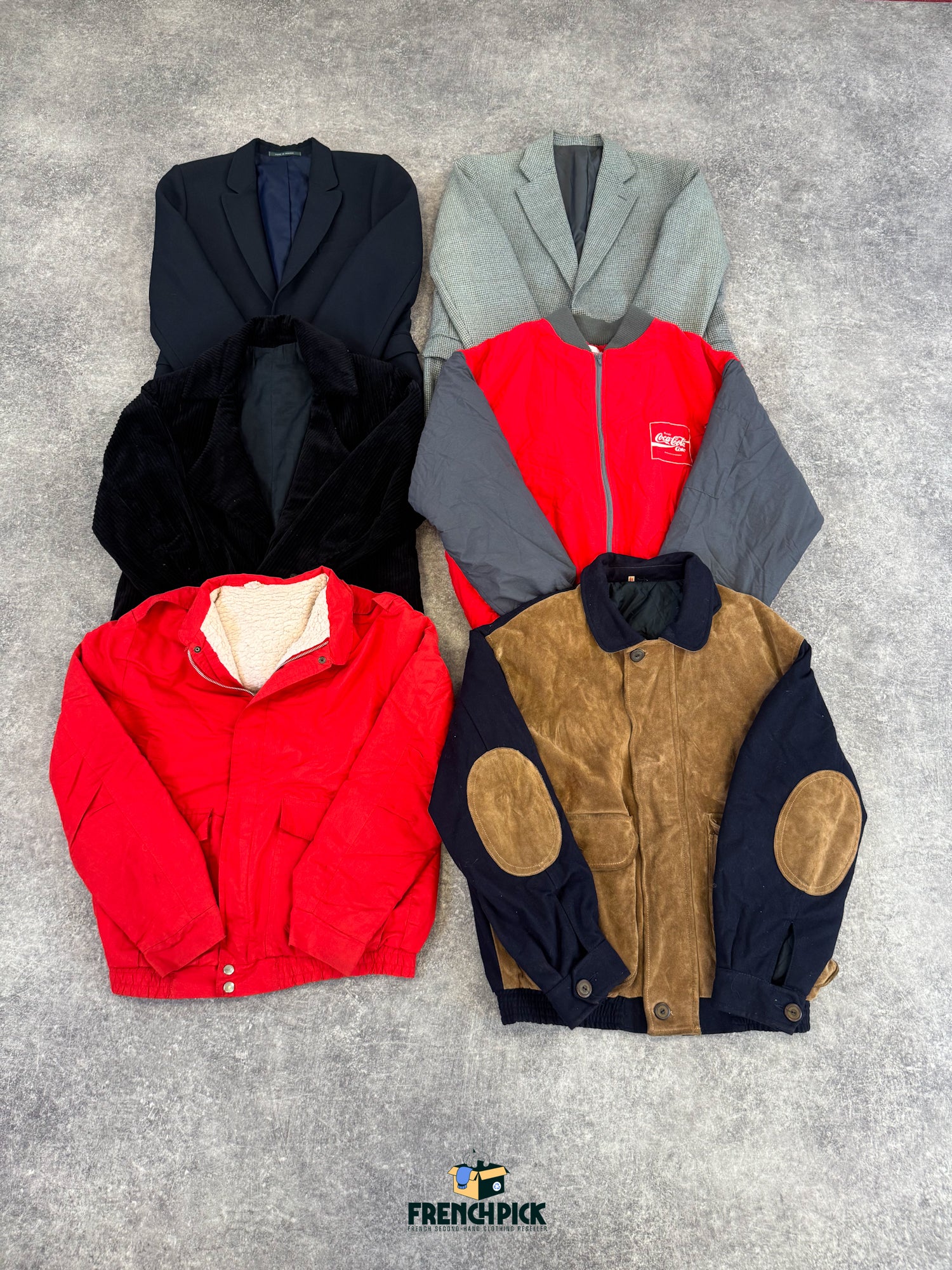 veste-retro-annees-50-60-70-homme-vintage-vetement-grossiste-friperie-wholesaler-seconde-main-marque-occasion-textile-piece-annees-80-90-2000-2010-french-pick