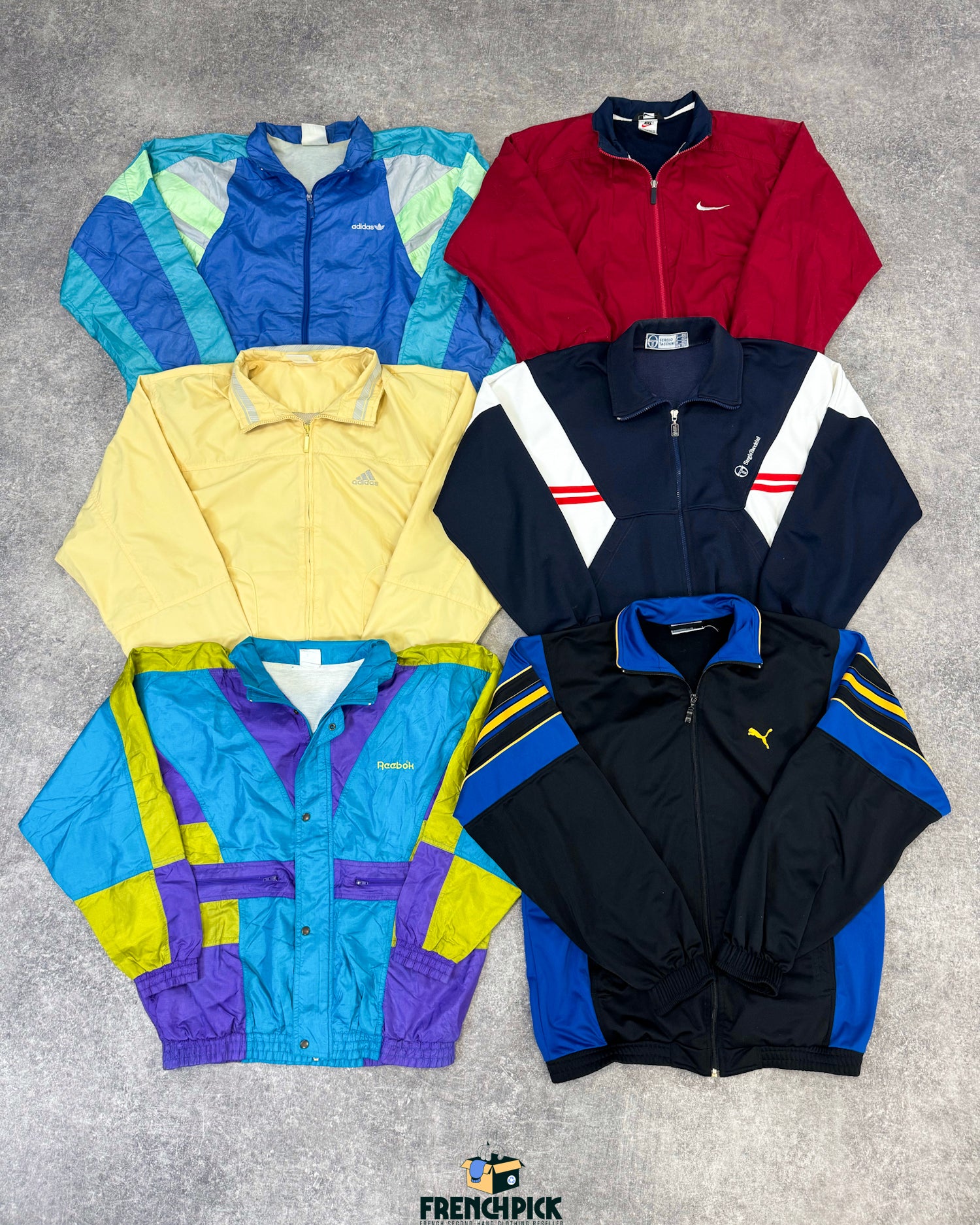 Veste-de-sport-homme-marque-brand-adidas-nike-reebok-puma-femme-moderne-vintage-vetement-grossiste-friperie-wholesaler-seconde-main-marque-occasion-textile-piece-80-90-2000-2010-french-pick