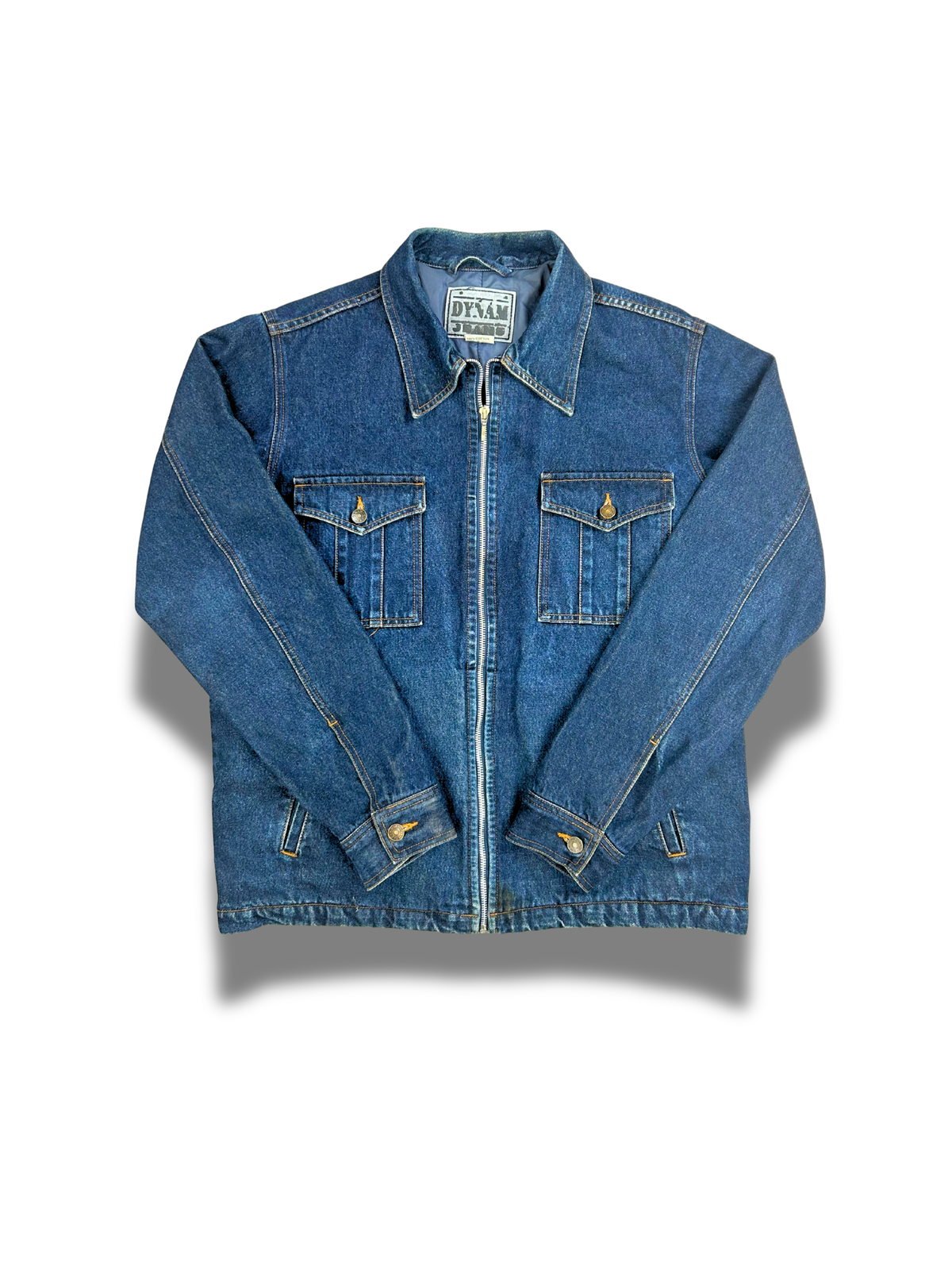 veste-en-jean-levi-s-levis-homme-femme-vintage-moderne-80-90-vetement-vintage-grossiste-friperie-wholesaler-seconde-main-marque-occasion-revente-textile-piece-80-90-2000-2010-Y2K-french-pick-reseller-vinted-vente-en-ligne