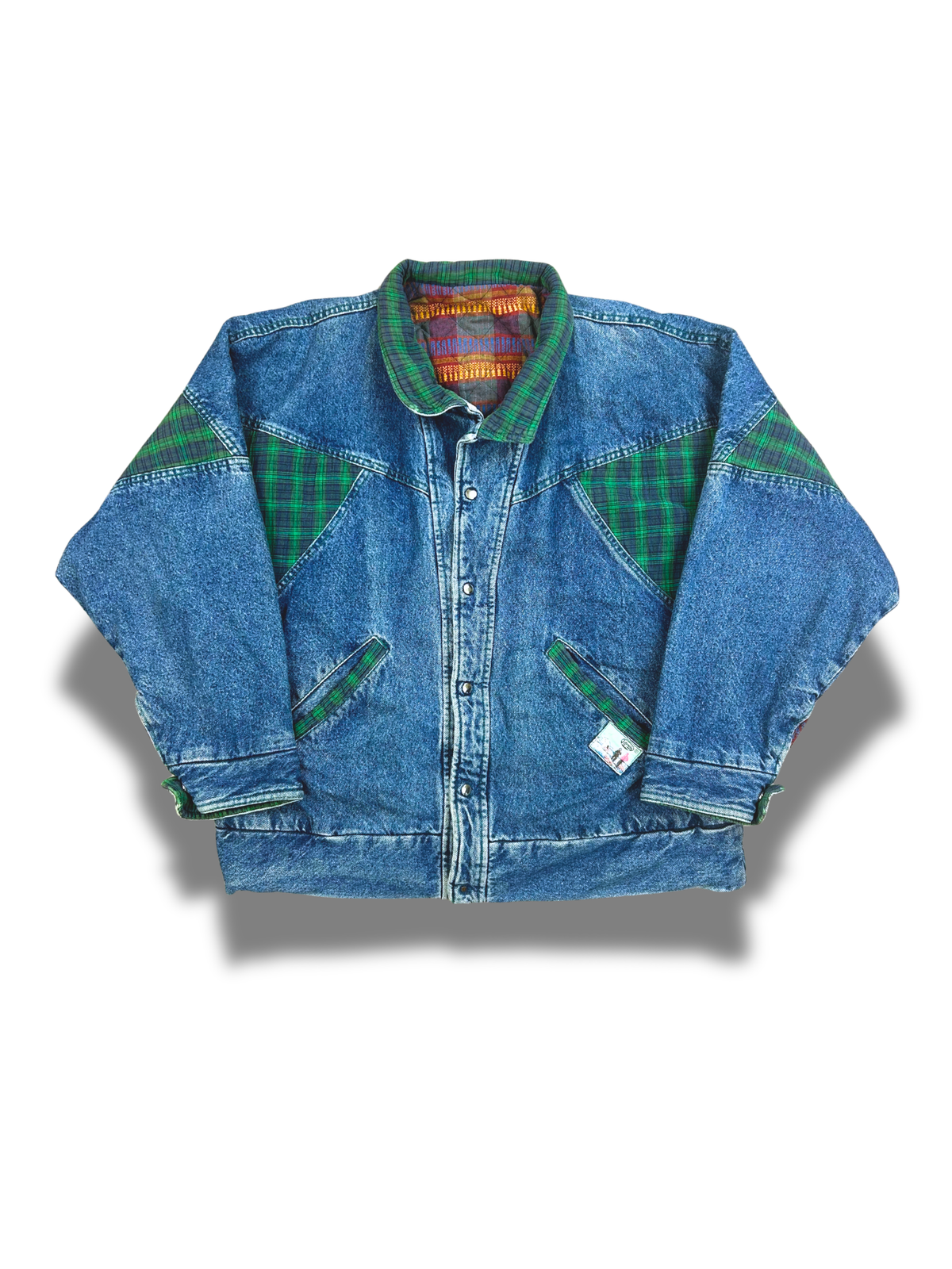 veste-en-jean-levi-s-levis-homme-femme-vintage-moderne-80-90-vetement-vintage-grossiste-friperie-wholesaler-seconde-main-marque-occasion-revente-textile-piece-80-90-2000-2010-Y2K-french-pick-reseller-vinted-vente-en-ligne