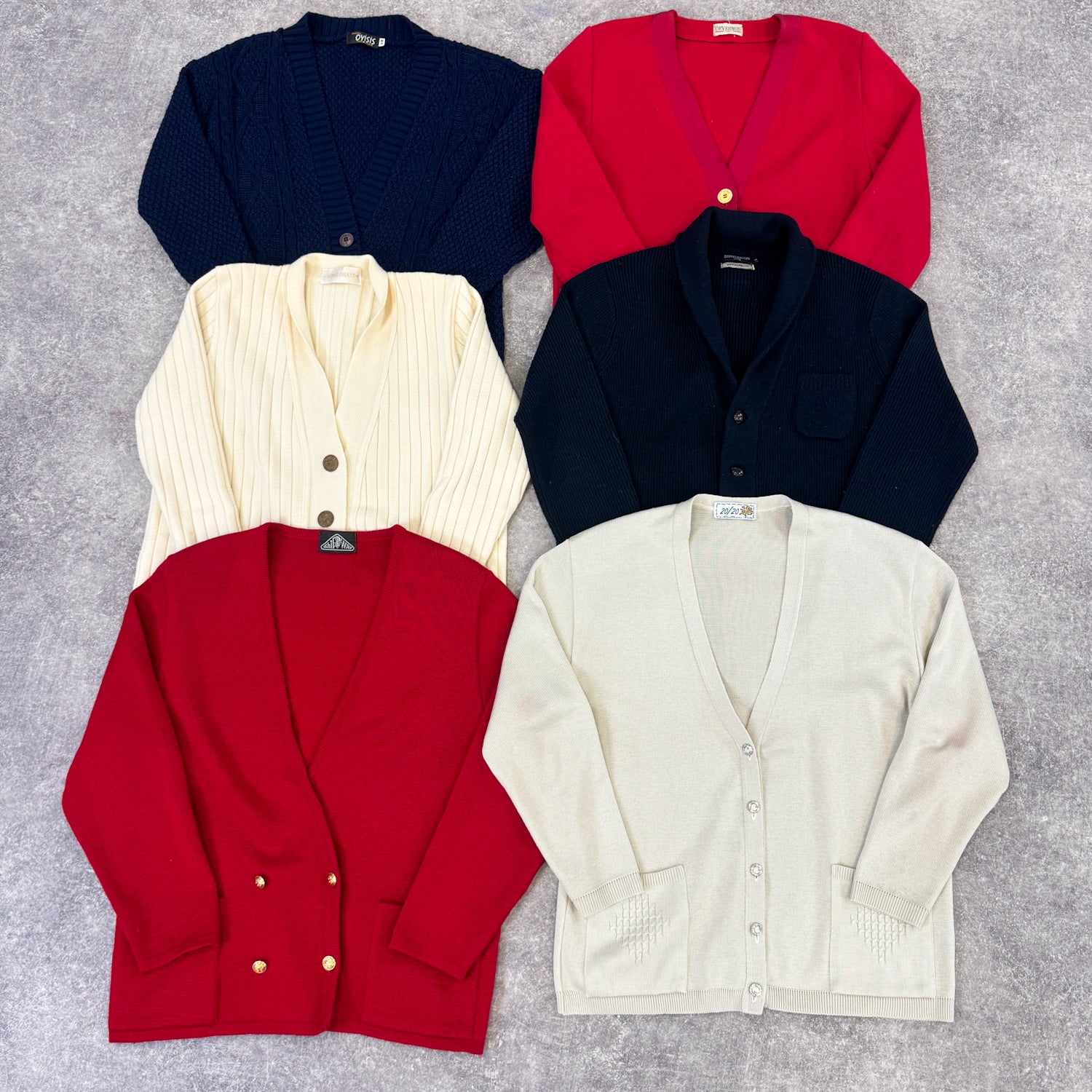 cardigan-poches-laine-femme-moderne-vintage-vetement-grossiste-friperie-wholesaler-seconde-main-marque-occasion-textile-piece-80-90-2000-2010-french-pick