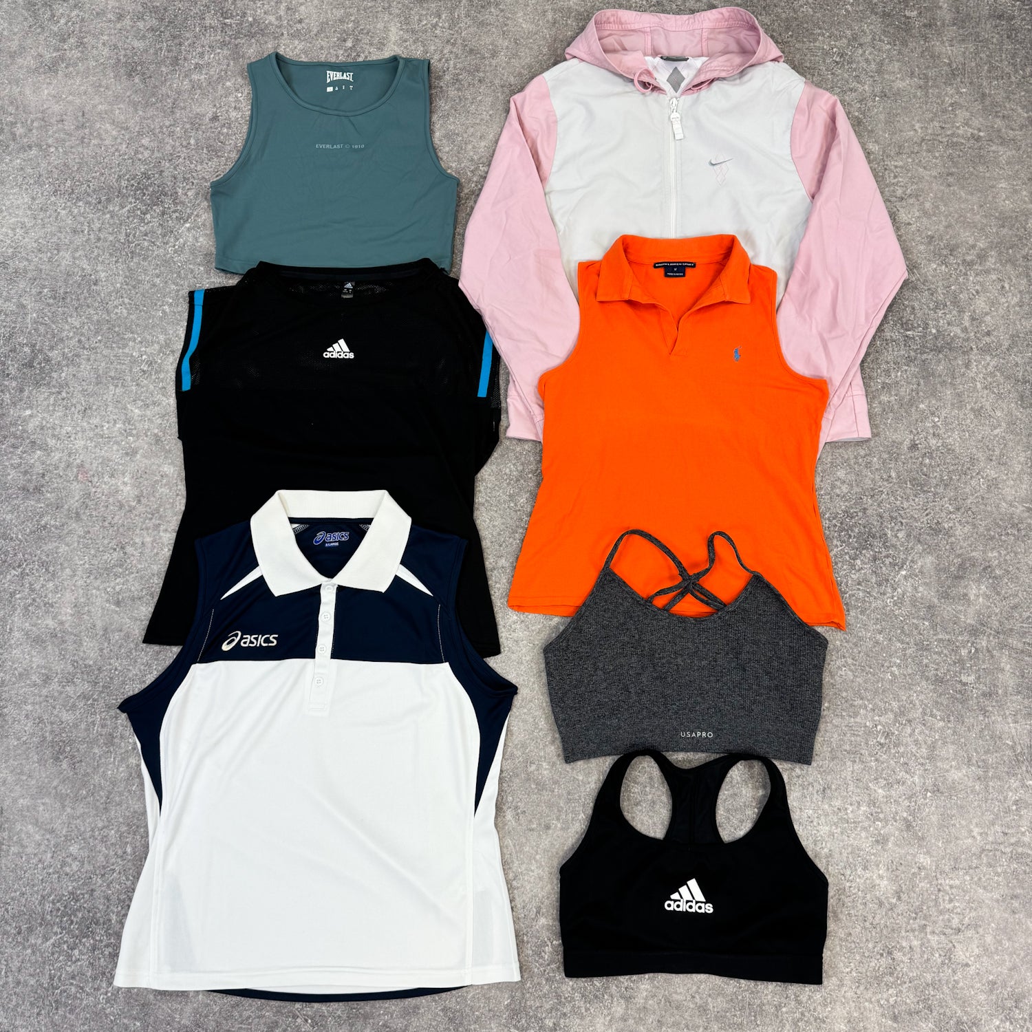 haut-sport-fitness-top-sport-yoga-foot-football-running-course-tennis-femme-marque-moderne-vintage-vetement-grossiste-friperie-wholesaler-seconde-main-occasion-textile-piece-80-90-2000-2010