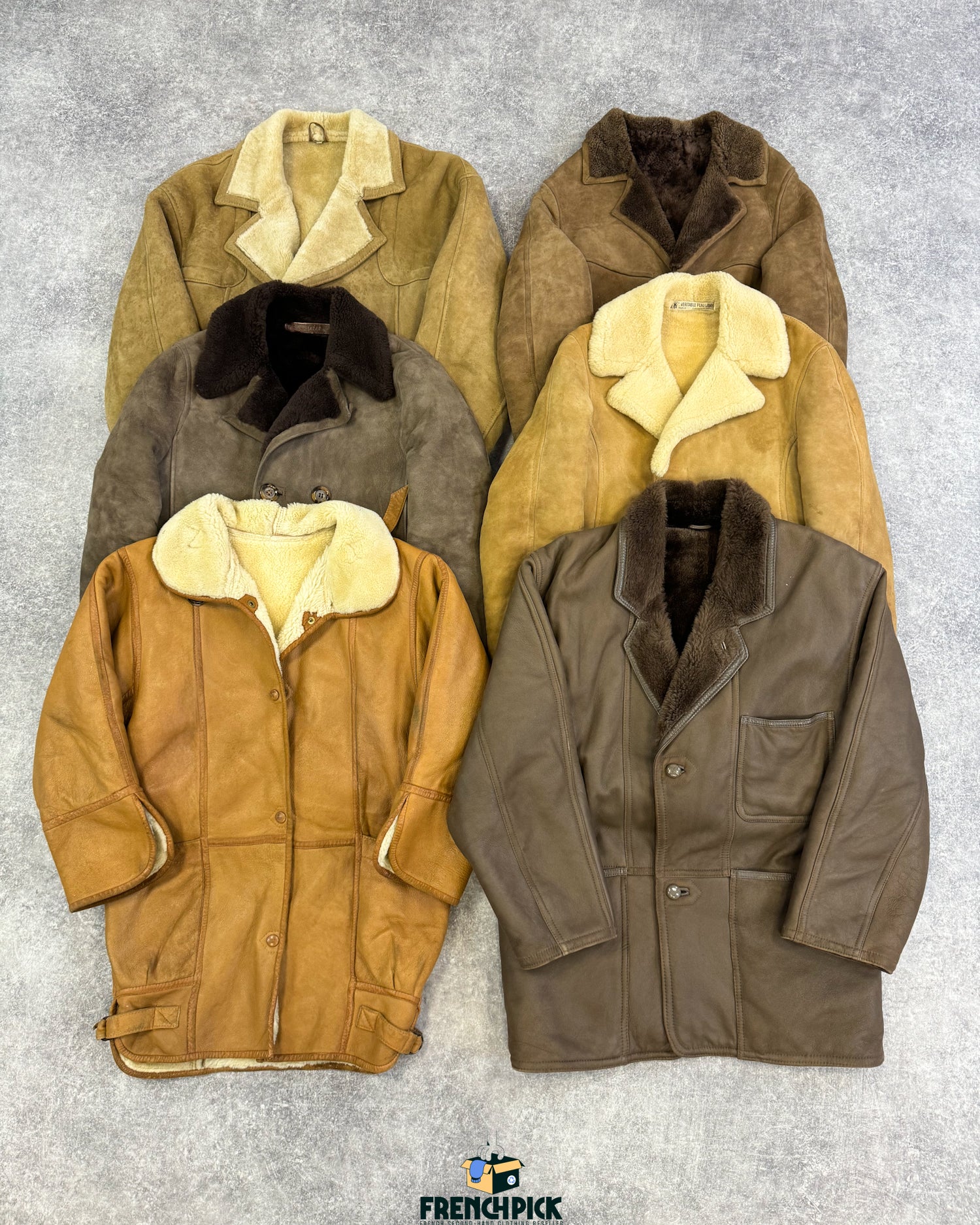 manteau-peau-retournee-homme-grossiste-vintage-vetement-friperie-wholesaler-seconde-main-80-90-2000-2010