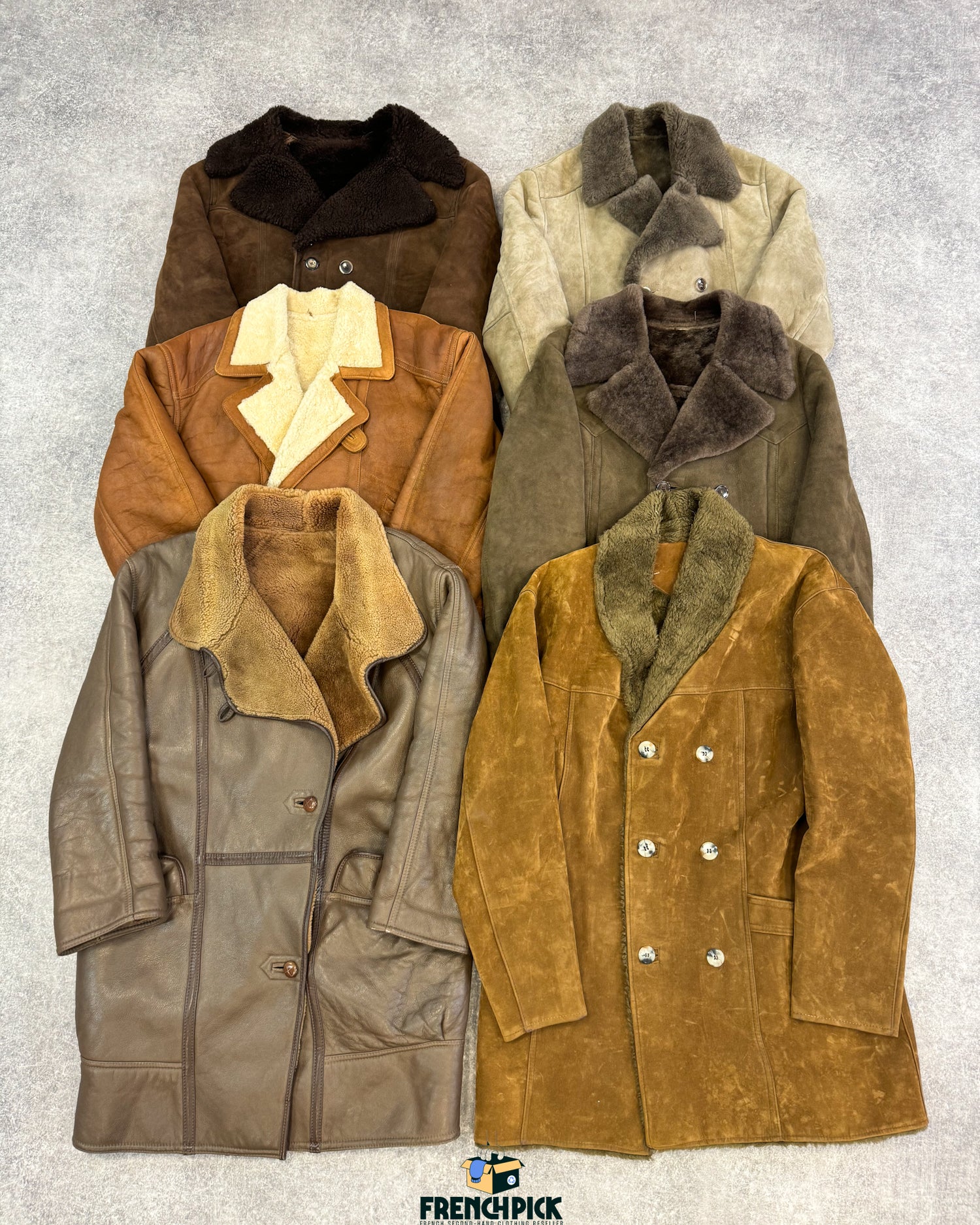 manteau-peau-retournee-homme-grossiste-vintage-vetement-friperie-wholesaler-seconde-main-80-90-2000-2010