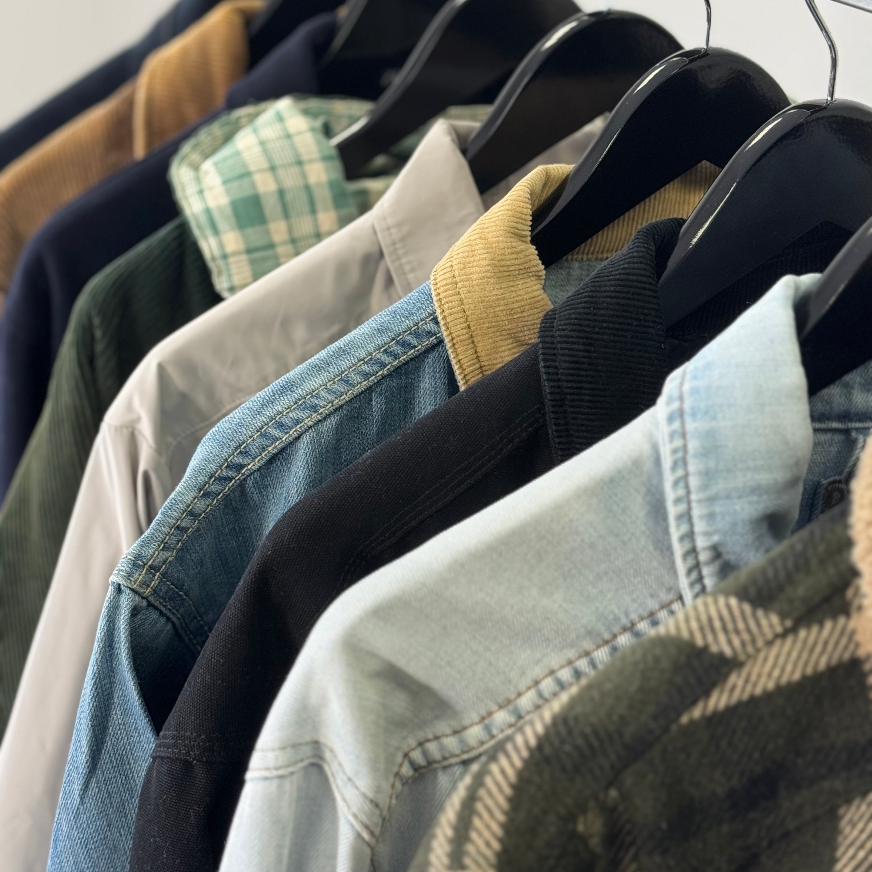 MIX VESTES HOMME MODERNES - 20KG