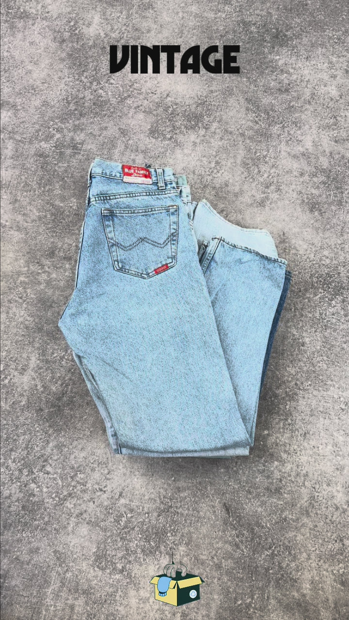 jean-denim-femme-vintage-coupe-mom-vetements-annees-80-90-style-grossiste-vintage-moderne-vetement-friperie-wholesaler-seconde-main-80-90-2000-2010-french-pick-reseller-vinted