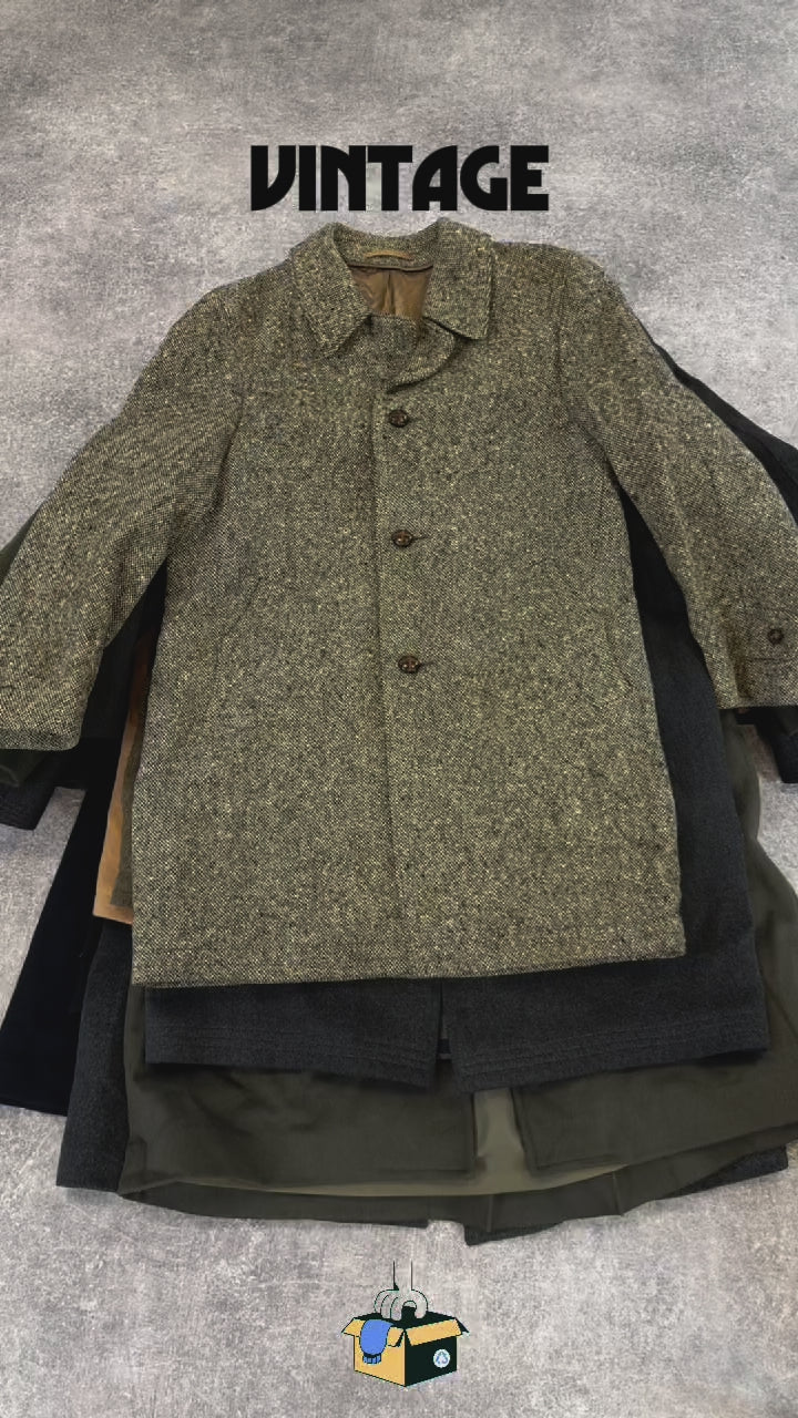 manteau-laine-homme-moderne-vintage-moderne-vetement-grossiste-friperie-wholesaler-seconde-main-marque-occasion-textile-piece-annees-80-90-2000-2010-french-pick