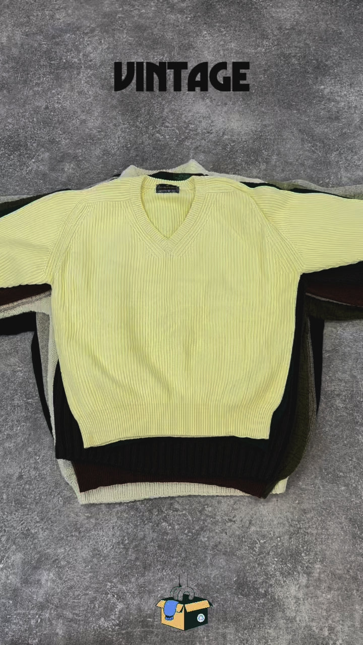 Pull-uni-homme-moderne-vintage-vetement-grossiste-friperie-wholesaler-seconde-main-marque-occasion-textile-piece-80-90-2000-2010-french-pick