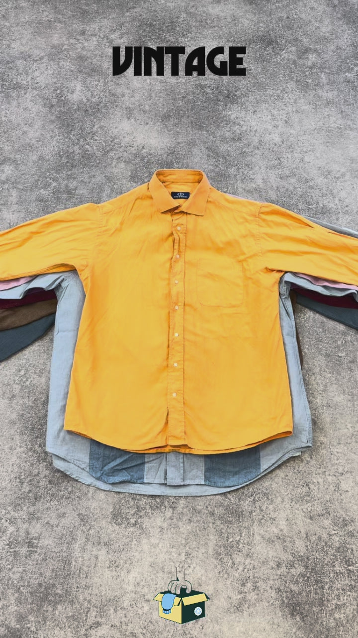 Chemise-couleur-colore-vintage-costume-vetements-tenues-soiree-homme-femme-vintage-vetement-grossiste-friperie-wholesaler-seconde-main-marque-occasion-textile-piece-annees-80-90-2000-2010-french-pick-reseller-vinted-reseller-vinted-vente-en-ligne