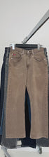 Mix-vetements-jean-jeans-denim-bleu-moderne-homme-ete-hiver-vetement-vintage-grossiste-friperie-wholesaler-seconde-main-marque-occasion-revente-textile-piece-80-90-2000-2010-Y2K-french-pick-reseller-vinted