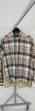 Mix-chemises-a-manches-courtes-longues-epaisses-flanelle-col-motifs-rayes-carreaux-unies-couleurs-costume-moderne-homme-ete-hiver-vetement-vintage-grossiste-friperie-wholesaler-seconde-main-marque-occasion-revente-textile-piece-80-90-2000-2010-Y2K-french-pick-reseller-vinted