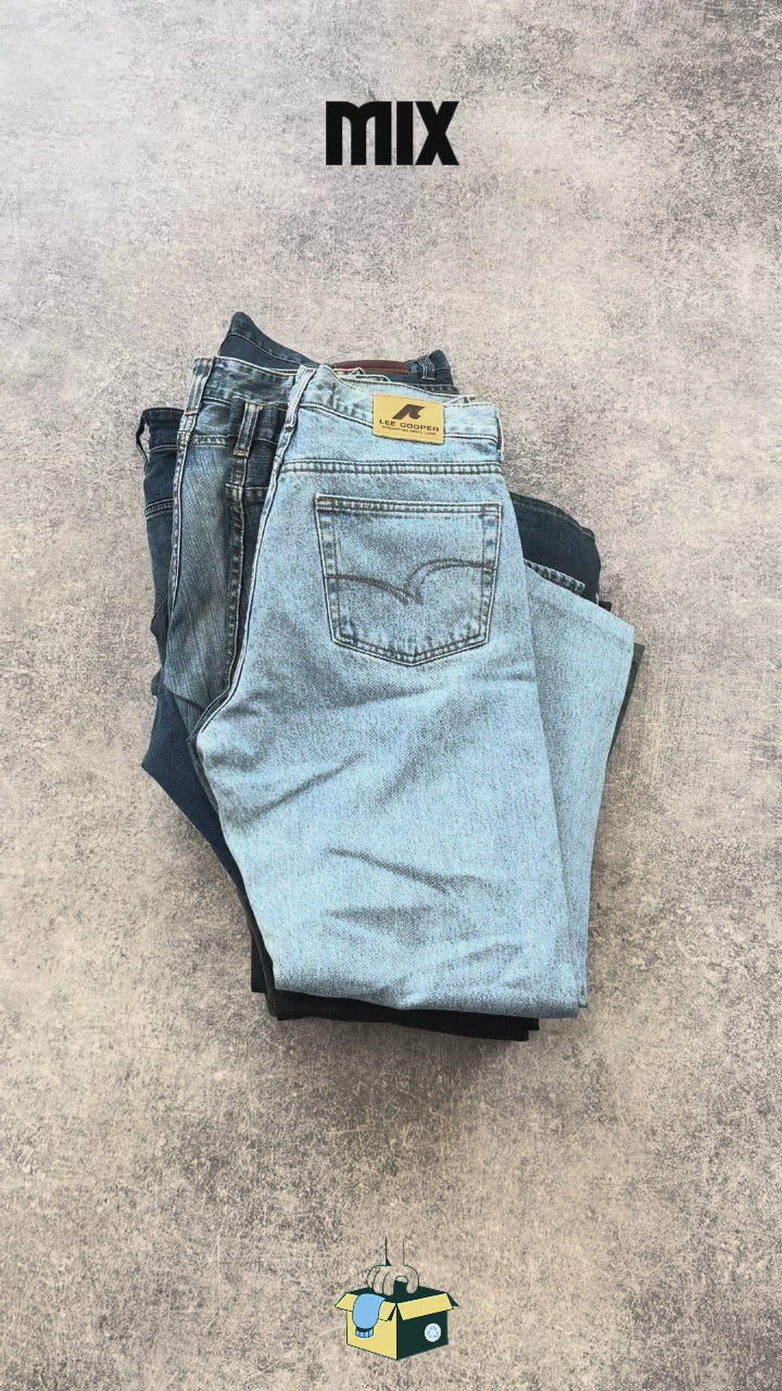 Jean-marque-brand-ralph-lauren-lacoste-tommy-hugo-boss-denim-femme-homme-ete-hiver-marque-vintage-moderne-vetement-grossiste-friperie-wholesaler-seconde-main-occasion-textile-piece-80-90-2000-2010-french-pick-reseller-vinted-revente-en-ligne