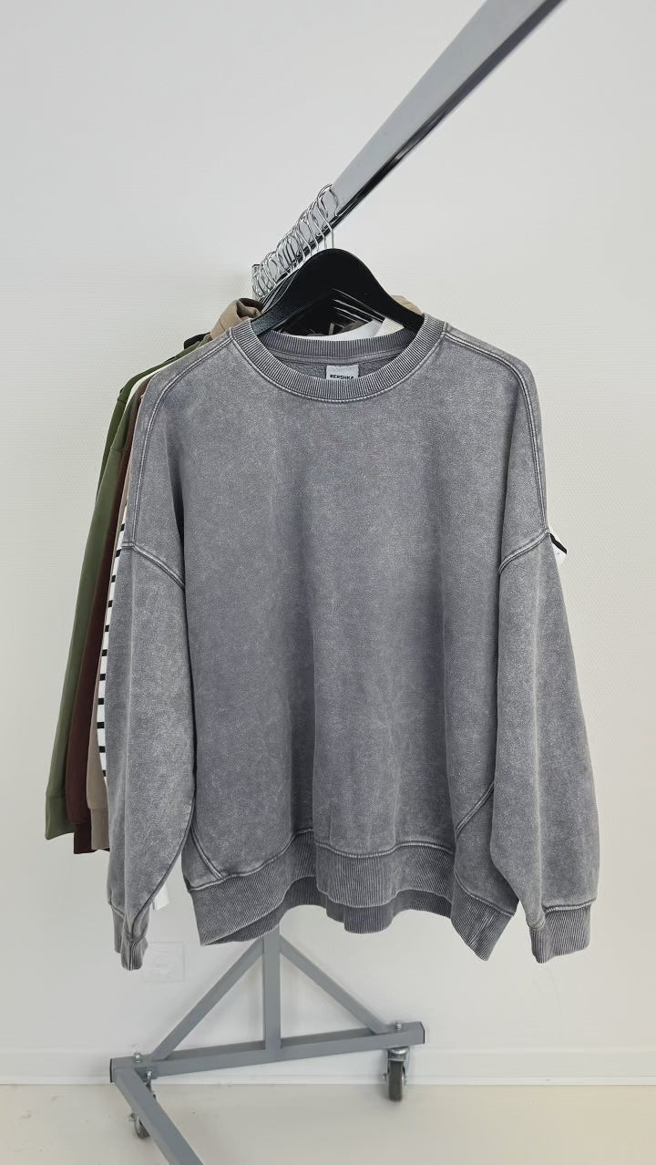 Mix-vetements-sweat-hoodie-gilet-zip-half-zip-capuche-moderne-femme-ete-hiver-vetement-vintage-grossiste-friperie-wholesaler-seconde-main-marque-occasion-revente-textile-piece-80-90-2000-2010-Y2K-french-pick-reseller-vinted