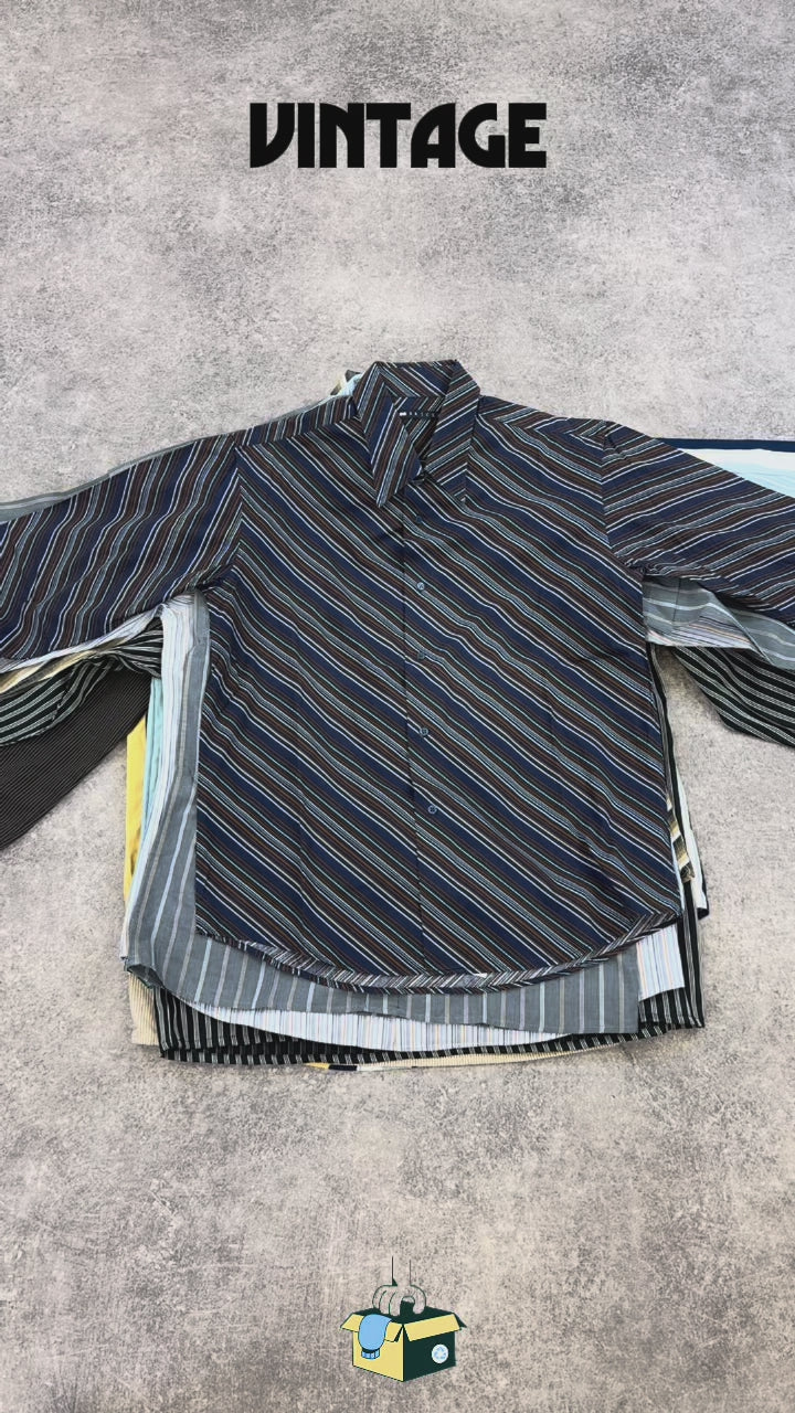 Chemise-a-rayures-couleurs-vintage-costume-vetements-tenues-soiree-workwear-bucheron-homme-femme-vintage-vetement-grossiste-friperie-wholesaler-seconde-main-marque-occasion-textile-piece-annees-80-90-2000-2010-french-pick-reseller-vinted-vente-en-ligne