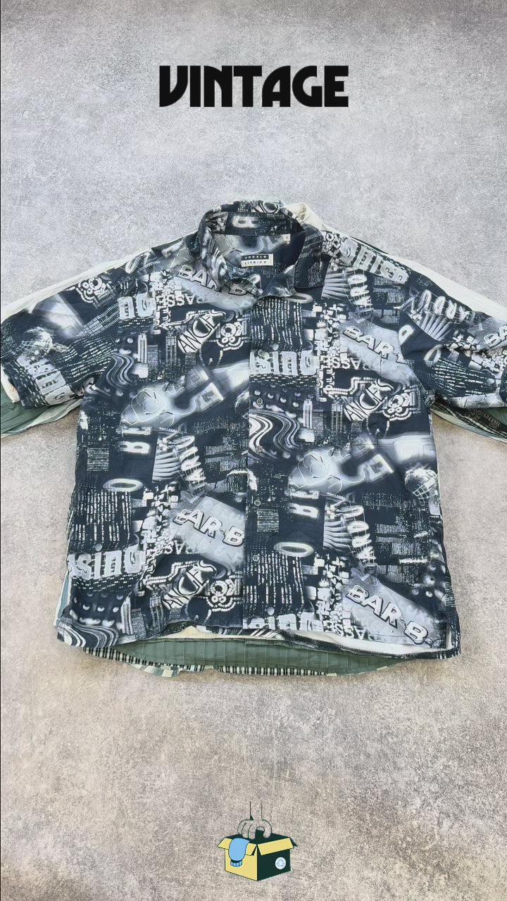 Chemise-Y2K-annees-homme-vintage-costume-vetements-tenues-soiree-homme-femme-vintage-vetement-grossiste-friperie-wholesaler-seconde-main-marque-occasion-textile-piece-annees-80-90-2000-2010-french-pick-reseller-vinted-reseller-vinted-vente-en-ligne
