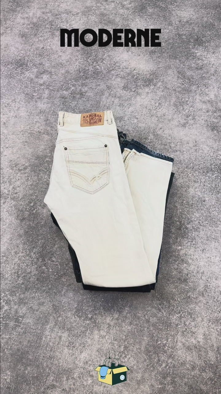 Jean-diesel-kaporal-marque-denim-femme-homme-ete-hiver-marque-vintage-moderne-vetement-grossiste-friperie-wholesaler-seconde-main-occasion-textile-piece-80-90-2000-2010-french-pick-reseller-vinted
