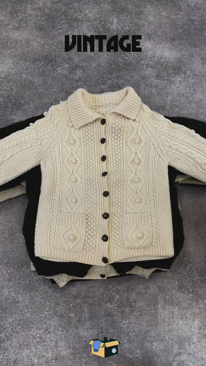 Pull-irlandais-laine-mouton-femme-homme-moderne-vintage-vetement-grossiste-friperie-wholesaler-seconde-main-marque-occasion-textile-piece-80-90-2000-2010-french-pick