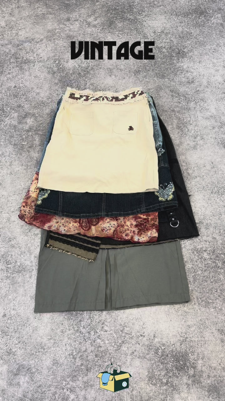 jupe-Y2K-ete-annees-2000-femme-vintage-vetement-grossiste-friperie-wholesaler-seconde-main-marque-occasion-textile-piece-80-90-2000-2010-french-pick