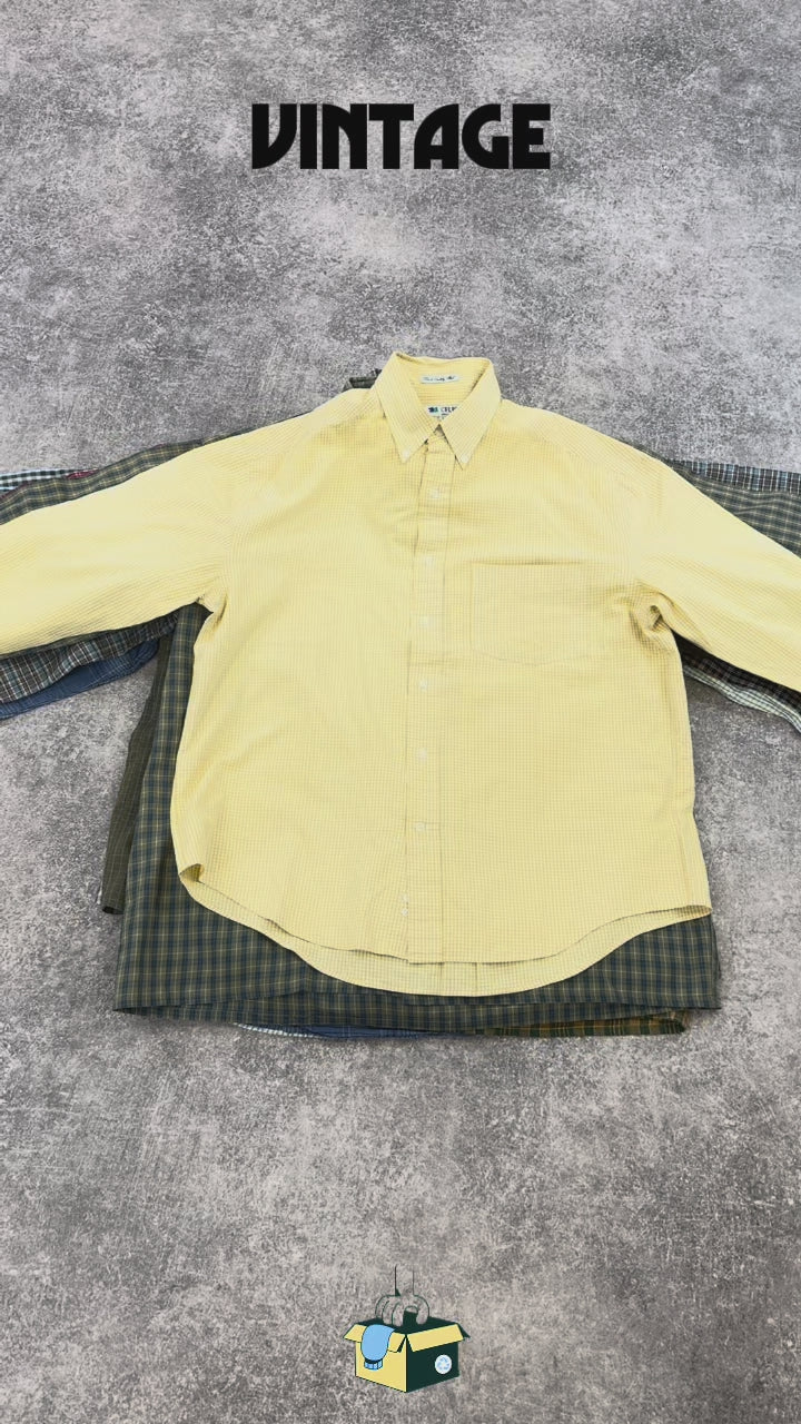 Chemise-a-carreaux-couleurs-vintage-costume-vetements-tenues-soiree-workwear-bucheron-homme-femme-vintage-vetement-grossiste-friperie-wholesaler-seconde-main-marque-occasion-textile-piece-annees-80-90-2000-2010-french-pick-reseller-vinted