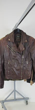 Mix-veste-en-cuir-vrai-cuir-vetements-coupe-slim-droite-large-regular-moderne-femme-ete-printemps-automne-hiver-vetement-vintage-grossiste-friperie-wholesaler-seconde-main-marque-occasion-textile-piece-80-90-2000-2010-Y2K-french-pick-reseller-revente-en-ligne