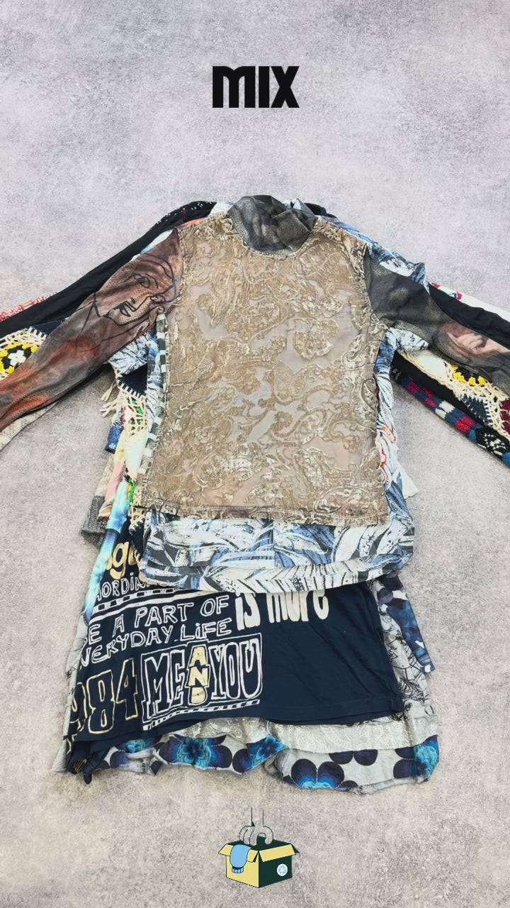 mix-desigual-marque-ete-hiver-vetements-sweat-manteau-pantalon-jean-chemise-pull-top-t-shirt-banane-sac-echarpe-femme-homme-moderne-vetement-grossiste-friperie-wholesaler-seconde-main-marque-occasion-textile-piece-80-90-2000-2010-french-pick