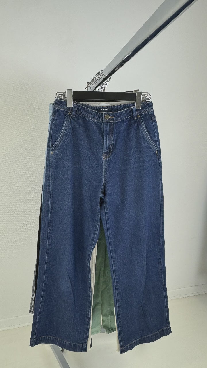 jean-jeans-large-femme-moderne-large-oversize-denim-bleu-blanc-noir-couleur-moderne-ete-hiver-vetement-vintage-grossiste-friperie-wholesaler-seconde-main-marque-occasion-revente-textile-piece-80-90-2000-2010-Y2K-french-pick-reseller-vinted