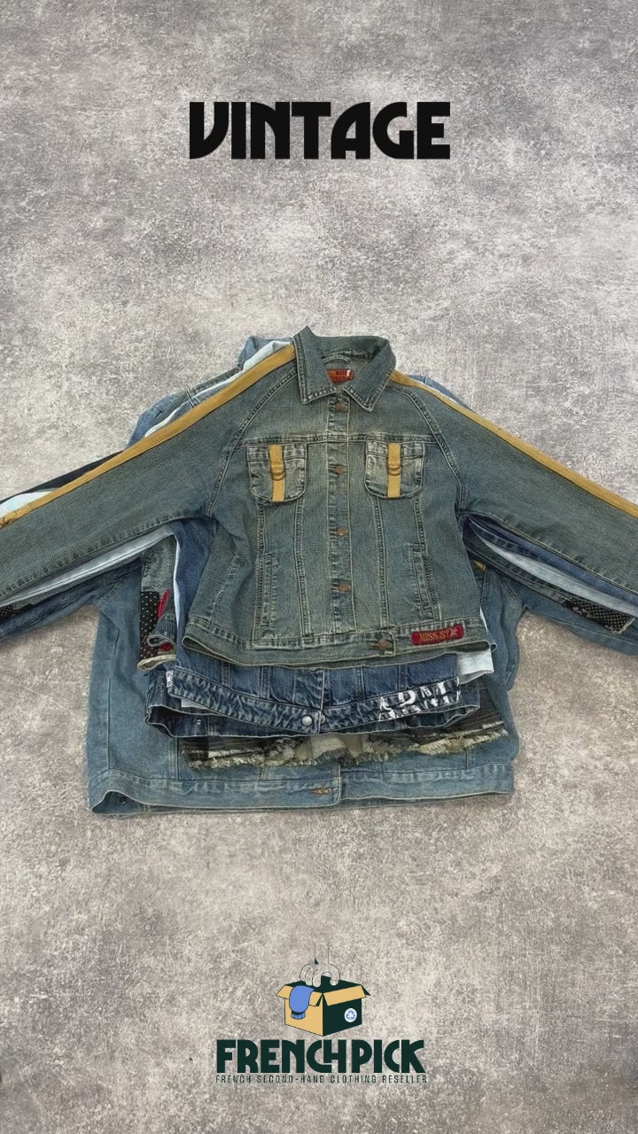 veste-jean-femme-grossiste-vintage-moderne-vetement-friperie-wholesaler-seconde-main-80-90-2000-2010