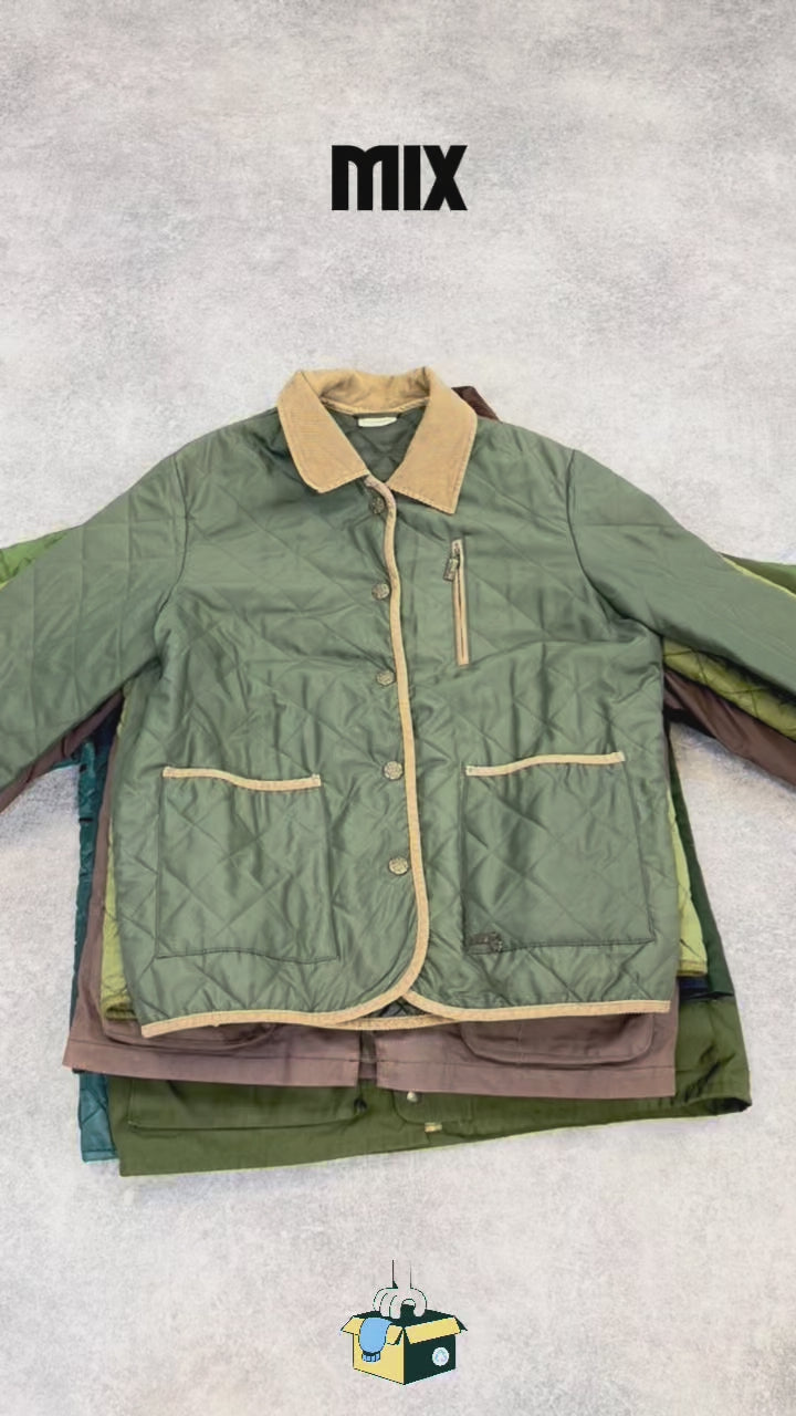 Veste-style-barbour-matelasse-femme-marque-moderne-vintage-vetement-grossiste-friperie-wholesaler-seconde-main-occasion-textile-piece-80-90-2000-2010-french-pick
