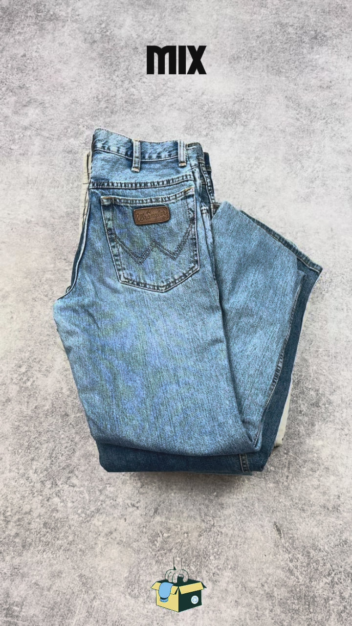 Jean-wrangler-marque-denim-femme-homme-ete-hiver-marque-vintage-moderne-vetement-grossiste-friperie-wholesaler-seconde-main-occasion-textile-piece-80-90-2000-2010-french-pick-reseller-vinted